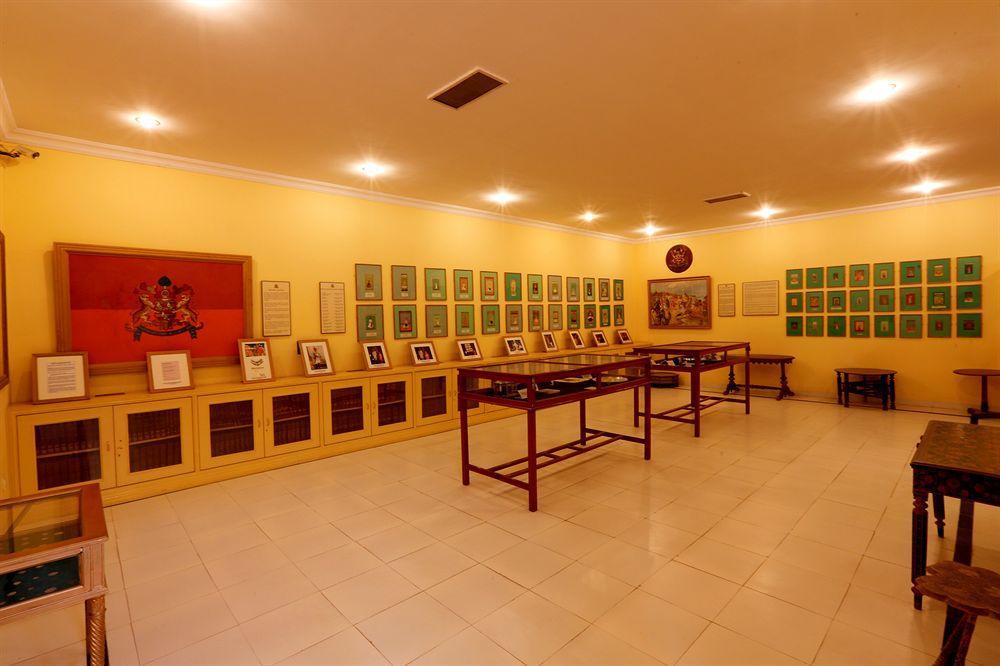 The Lallgarh Palace A Heritage Hotel Bikaner Bagian luar foto