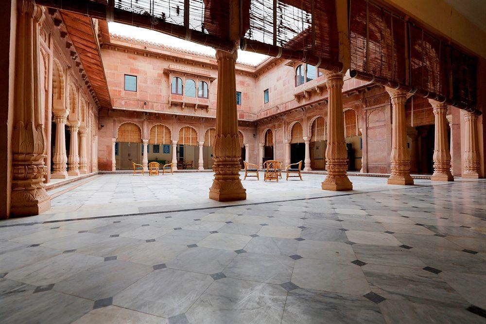 The Lallgarh Palace A Heritage Hotel Bikaner Bagian luar foto