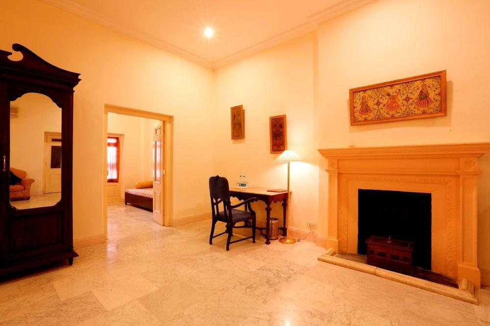 The Lallgarh Palace A Heritage Hotel Bikaner Bagian luar foto