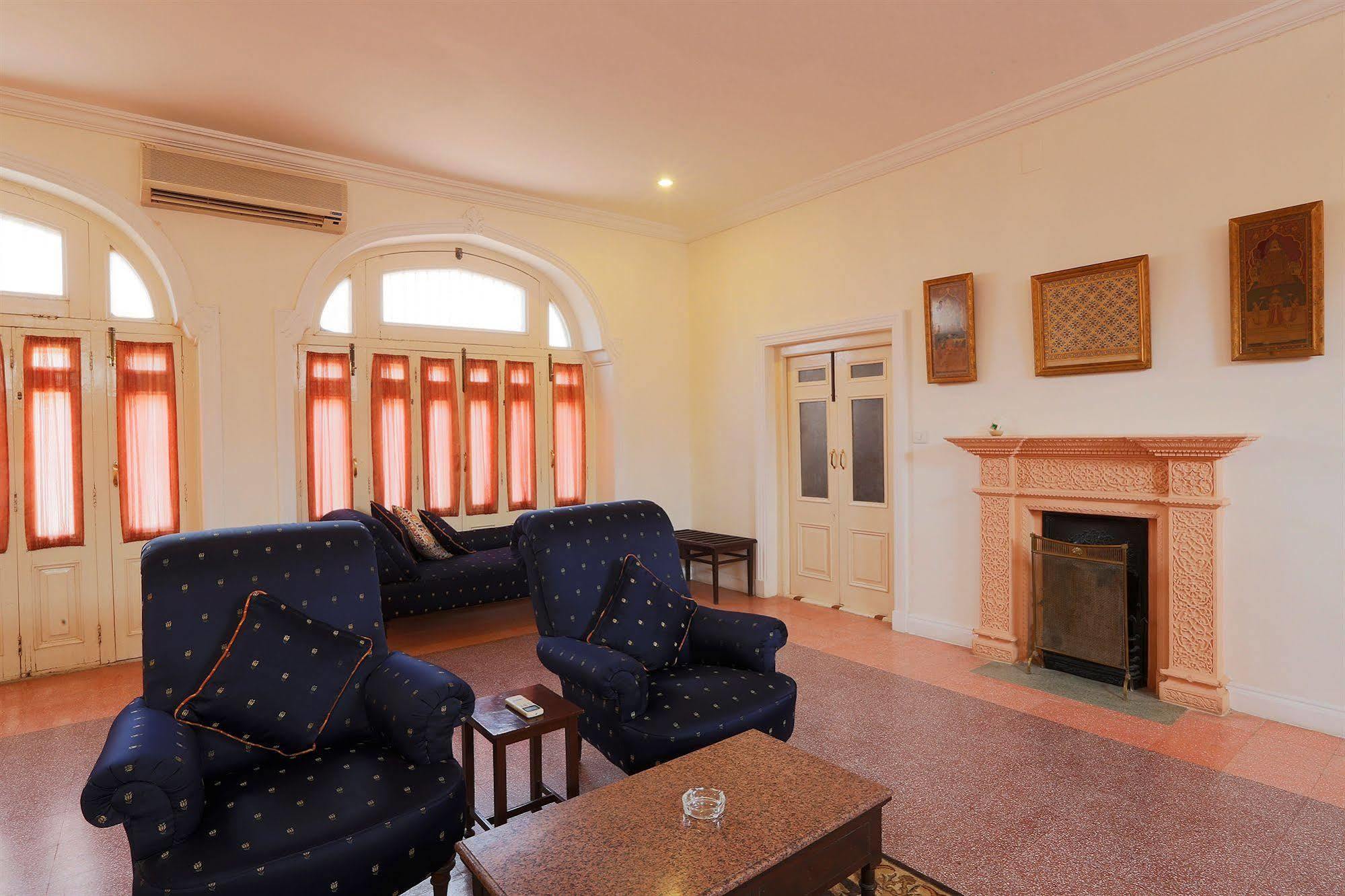 The Lallgarh Palace A Heritage Hotel Bikaner Bagian luar foto