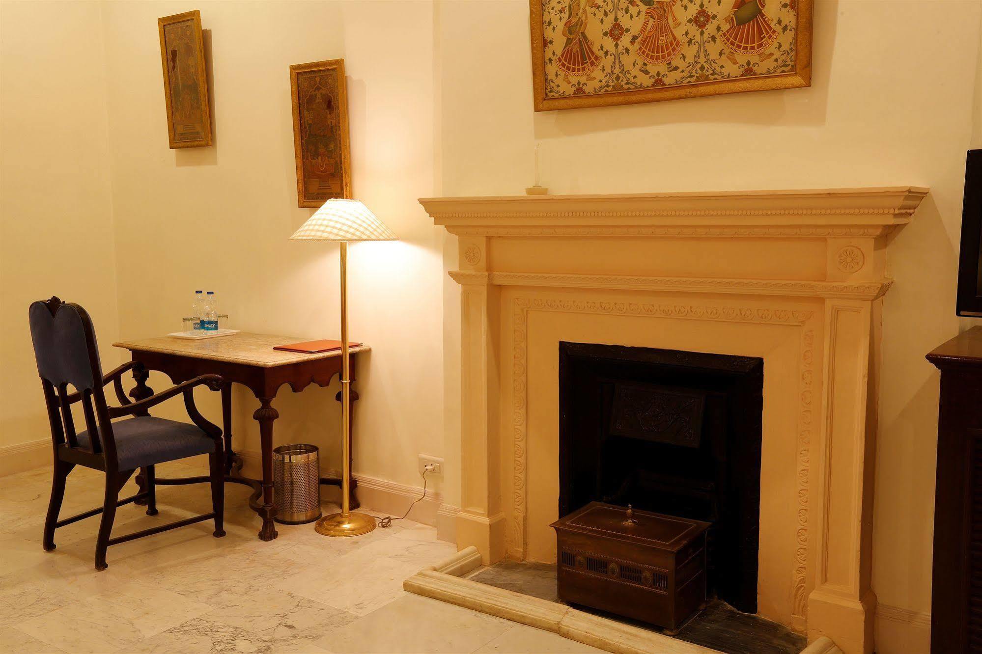 The Lallgarh Palace A Heritage Hotel Bikaner Bagian luar foto