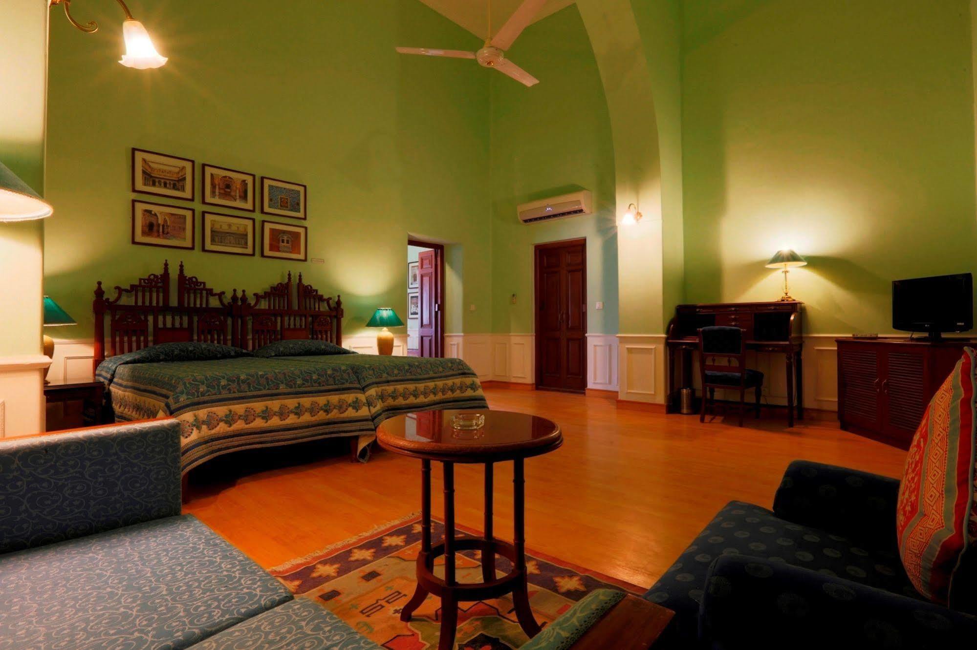 The Lallgarh Palace A Heritage Hotel Bikaner Bagian luar foto