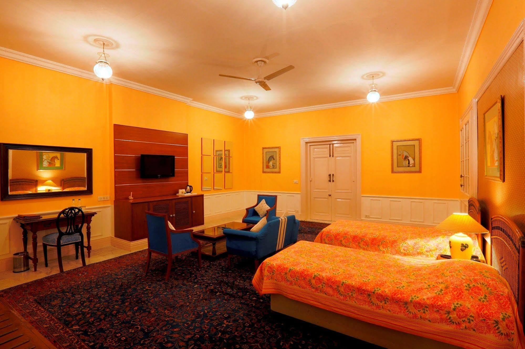 The Lallgarh Palace A Heritage Hotel Bikaner Bagian luar foto